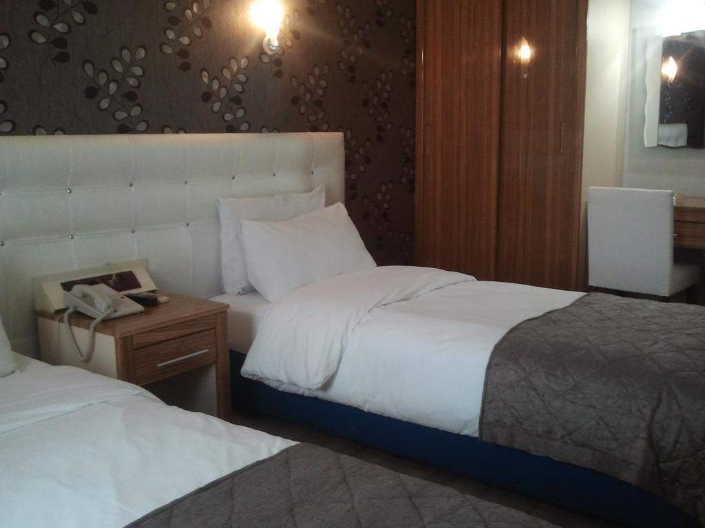 Hotel Kocaman Izmir Zimmer foto