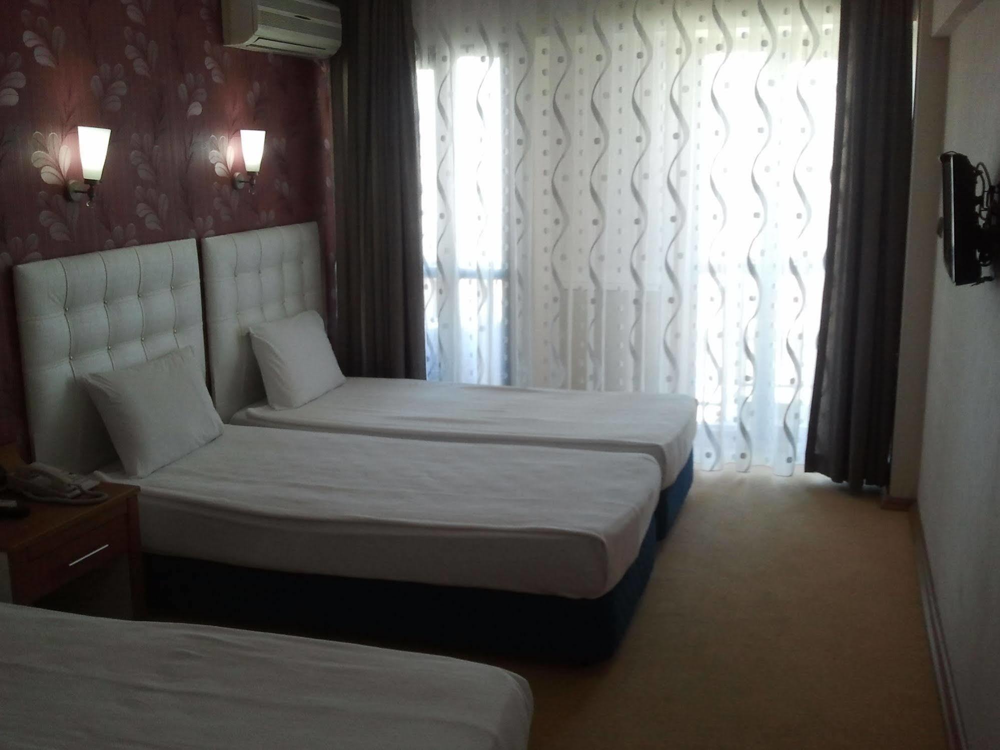 Hotel Kocaman Izmir Exterior foto